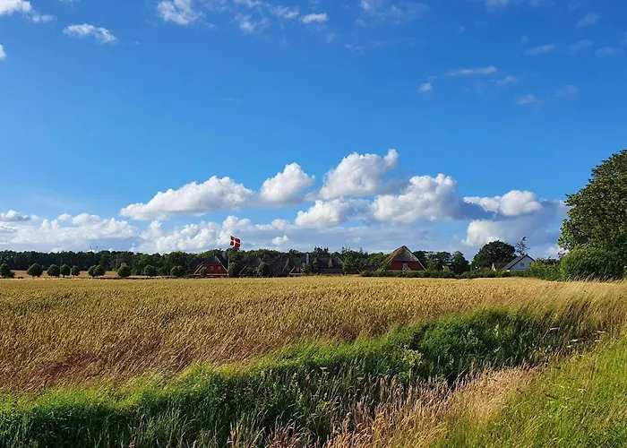 Reizendes-balkenhaus-mit-uriger-atmosphaere Feriehus *